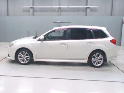 Subaru LEGACY  с аукциона в Японии