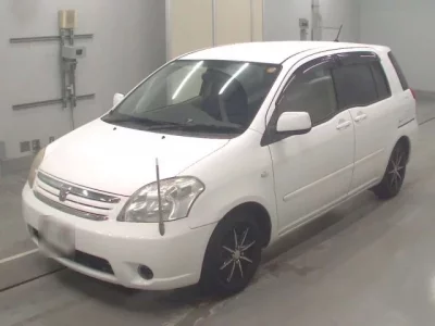 Toyota RAUM