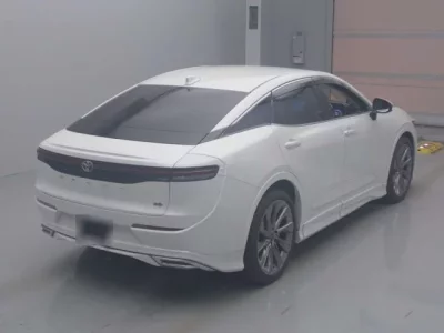 Toyota CROWN CROSSOVER