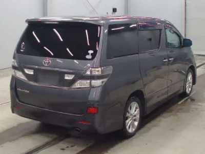 Toyota VELLFIRE  с аукциона в Японии