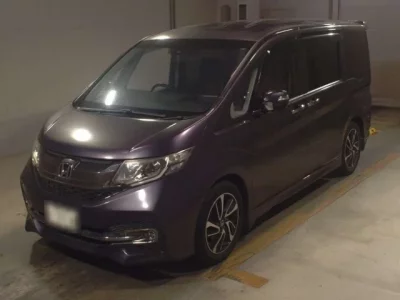 Honda STEP WAGON  с аукциона в Японии