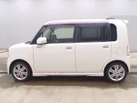 Toyota PIXIS SPACE лот № 3148 оценка 3.5  с аукциона в Японии 3