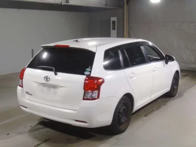 Toyota COROLLA FIELDER  с аукциона в Японии