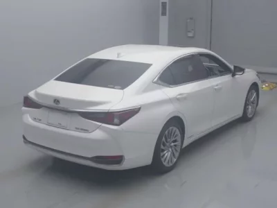 Lexus ES  с аукциона в Японии