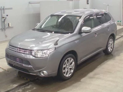 Mitsubishi OUTLANDER PHEV
