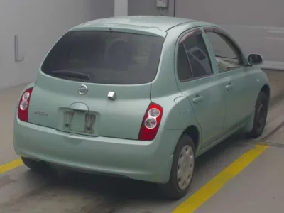 Nissan MARCH  с аукциона в Японии