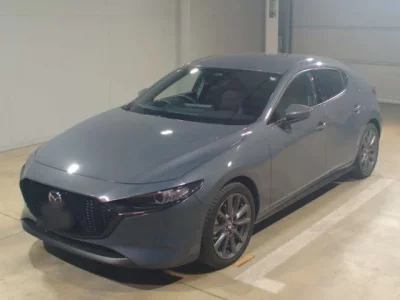 Mazda MAZDA3  с аукциона в Японии