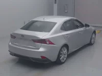 Lexus IS лот № 10015 оценка RA  с аукциона в Японии 1