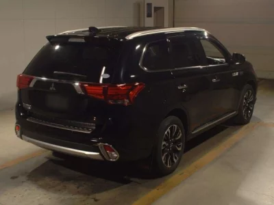 Mitsubishi OUTLANDER PHEV