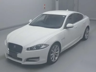 Jaguar XF SERIES