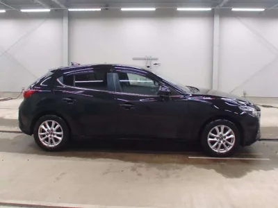 Mazda AXELA  с аукциона в Японии