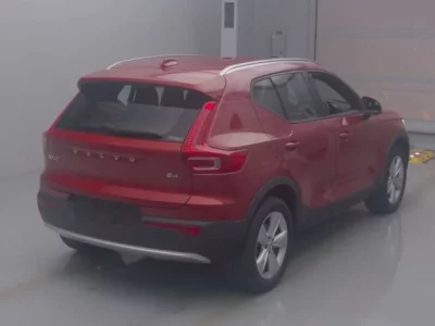 Volvo XC40  с аукциона в Японии