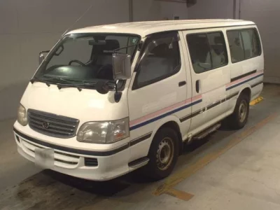 Toyota HIACE  с аукциона в Японии