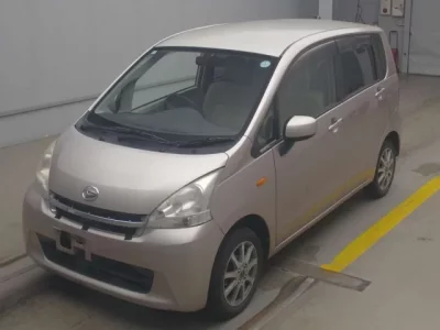 Daihatsu MOVE  с аукциона в Японии