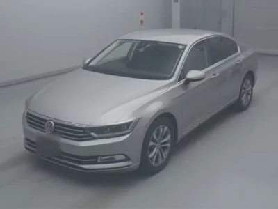 Volkswagen PASSAT  с аукциона в Японии