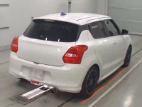 Suzuki SWIFT лот № 30374 оценка 4.5  с аукциона в Японии 1