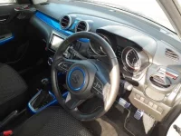 Suzuki SWIFT лот № 30374 оценка 4.5  с аукциона в Японии 6