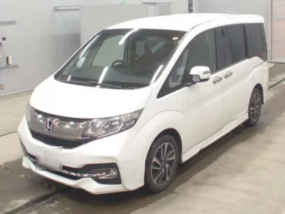 Honda STEP WAGON  с аукциона в Японии