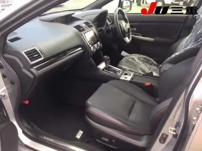 Subaru WRX  с аукциона в Японии