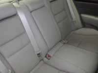 Honda LEGEND лот № 3198 оценка 4  с аукциона в Японии 7