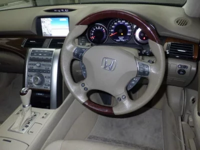 Honda LEGEND  с аукциона в Японии