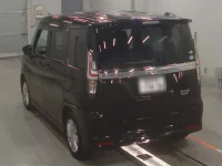 Suzuki SOLIO лот № 30398 оценка 4.5  с аукциона в Японии 5