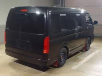 Toyota HIACE лот № 691 оценка 3.5  с аукциона в Японии 1