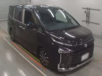 Toyota VOXY лот № 40105 оценка 4  с аукциона в Японии 4