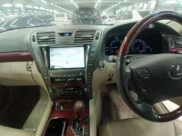 Lexus LS лот № 30403 оценка 4.5  с аукциона в Японии 8