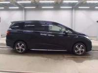 Honda ODYSSEY лот № 3225 оценка 3  с аукциона в Японии 2