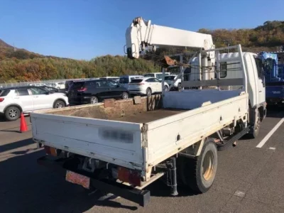 Toyota DYNA  с аукциона в Японии