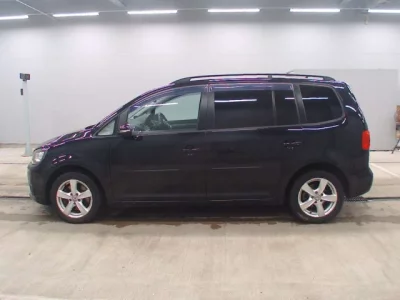 Volkswagen GOLF TOURAN