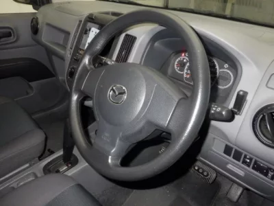 Mazda FAMILIA VAN  с аукциона в Японии