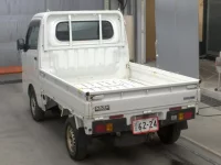 Toyota PIXIS TRUCK лот № 8143 оценка 3.5  с аукциона в Японии 1