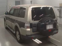 Mitsubishi PAJERO лот № 30417 оценка 3.5  с аукциона в Японии 5