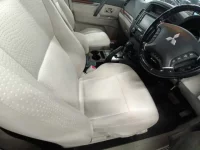 Mitsubishi PAJERO лот № 30417 оценка 3.5  с аукциона в Японии 7