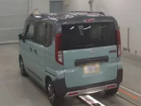 Suzuki SPACIA GEAR лот № 375 оценка 6  с аукциона в Японии 5