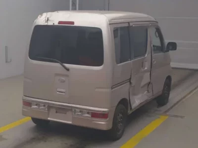 Daihatsu Atrai Wagon  с аукциона в Японии