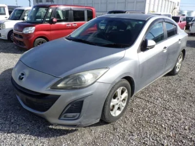 Mazda AXELA  с аукциона в Японии