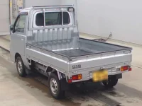 Toyota PIXIS TRUCK лот № 3243 оценка 4  с аукциона в Японии 5