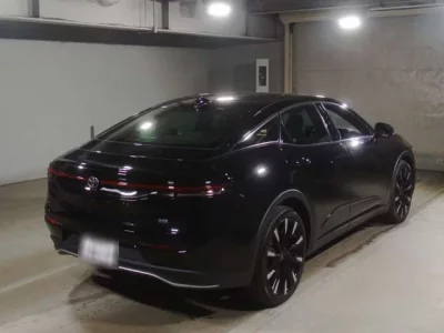 Toyota CROWN CROSSOVER