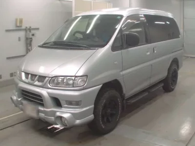 Mitsubishi DELICA