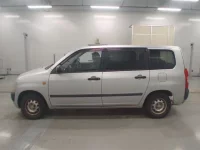 Toyota PROBOX лот № 40135 оценка R  с аукциона в Японии 3