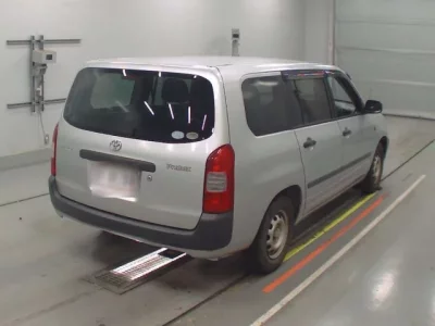 Toyota PROBOX  с аукциона в Японии