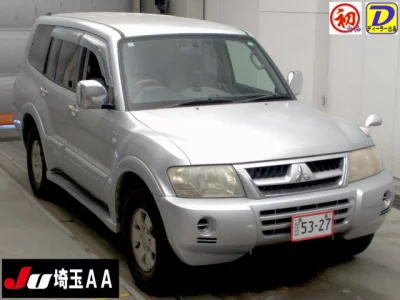 Mitsubishi PAJERO