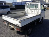 Daihatsu HIJET TRUCK лот № 70037 оценка RA  с аукциона в Японии 1