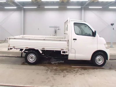 Toyota LITE ACE TRUCK