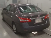 Nissan SYLPHY лот № 30454 оценка 3.5  с аукциона в Японии 5