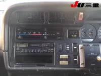 Toyota HIACE лот № 2075 оценка 3.5  с аукциона в Японии 10