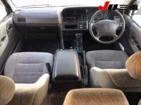 Toyota HIACE лот № 2075 оценка 3.5  с аукциона в Японии 7